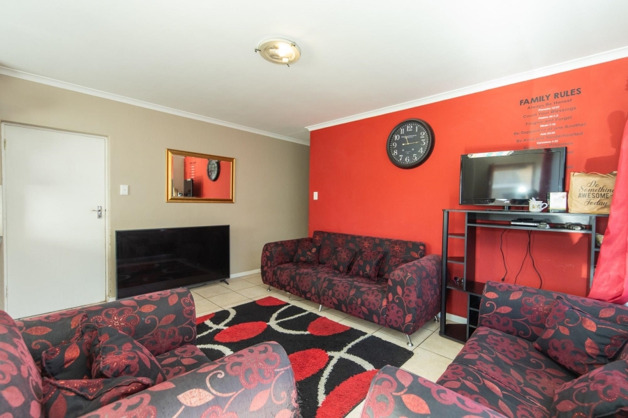 3 Bedroom Property for Sale in Parsonsvlei Eastern Cape